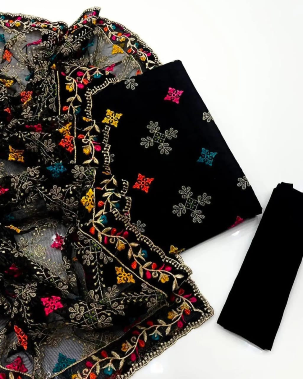 Elegant Collection of 03 Pcs Suit for Blck lovers